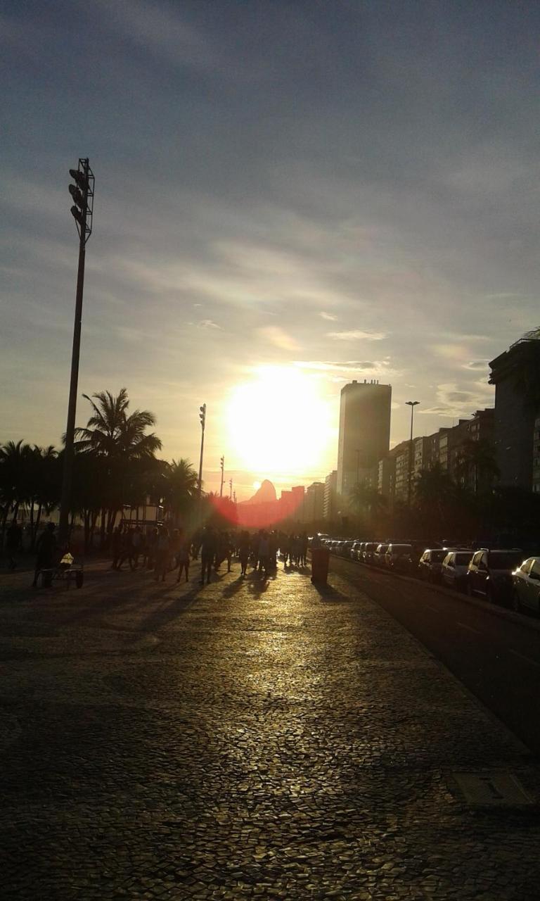 Copacabana Uma Quadra Da Praia Рио де Жанейро Екстериор снимка